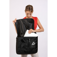 Load image into Gallery viewer, Deluxe 17